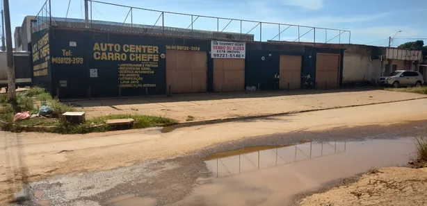 Galpão / Depósito / Armazém com 2 Quartos à venda, 250m² no Setor Leste, Brasília