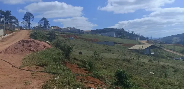 Terreno / Lote / Condomínio à venda, 600m² no , Igaratá
