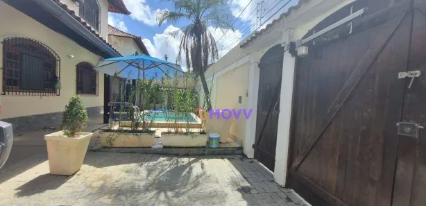 Casa com 3 Quartos à venda, 225m² no Itaipu, Niterói
