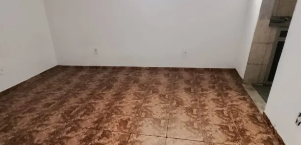 Casa com 2 Quartos para alugar, 86m² no Centro, Nilópolis