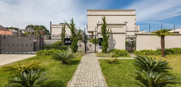 Sobrado com 3 Quartos para alugar, 157m² no Jardim Social, Curitiba