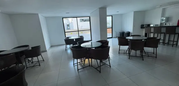 Apartamento com 3 Quartos para alugar, 81m² no Manaíra, João Pessoa