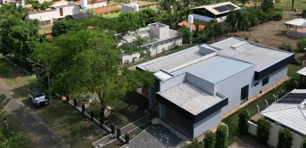Casa de Condomínio com 3 Quartos à venda, 330m² no , Hidrolândia