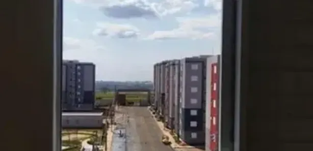 Apartamento com 2 Quartos para alugar, 46m² no Jardim Maria Celina, Londrina