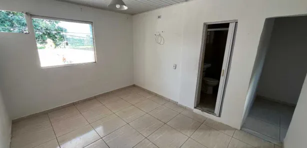Casa com 2 Quartos para venda ou aluguel, 100m² no Vila Emil, Mesquita