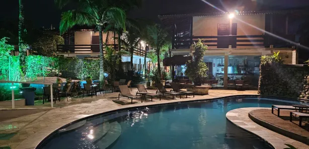 Hotel / Motel / Pousada com 21 Quartos à venda, 1500m² no Boiçucanga, São Sebastião