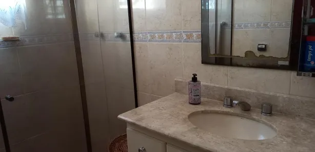 Sobrado com 4 Quartos para venda ou aluguel, 225m² no Taboão, Diadema