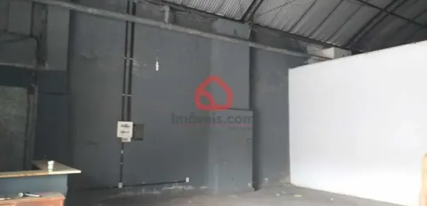 Galpão / Depósito / Armazém à venda, 540m² no Tanque, Rio de Janeiro