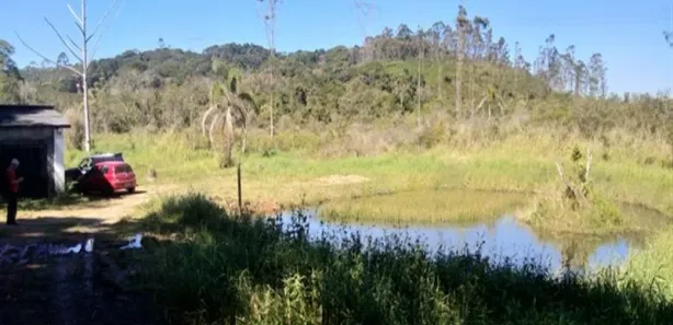 Fazenda / Sítio / Chácara com 1 Quarto para alugar, 2000m² no Porteira Preta, Mogi das Cruzes