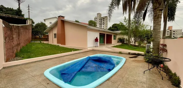 Casa com 3 Quartos para alugar, 136m² no Passo dos Fortes, Chapecó