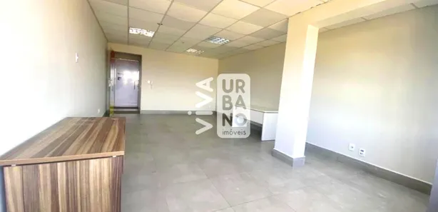 Conjunto Comercial / Sala para alugar, 79m² no Vila Santa Cecília, Volta Redonda