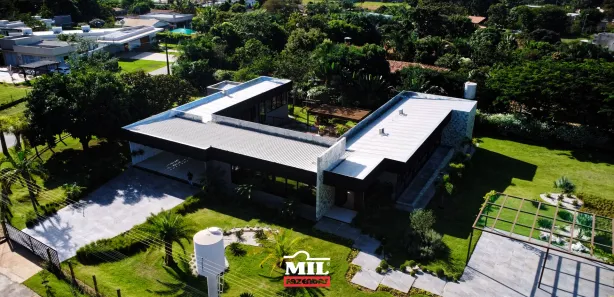 Casa de Condomínio com 3 Quartos à venda, 351m² no , Hidrolândia