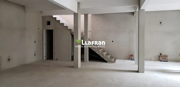 Galpão / Depósito / Armazém para alugar, 280m² no Jardim Maria Rosa, Taboão da Serra