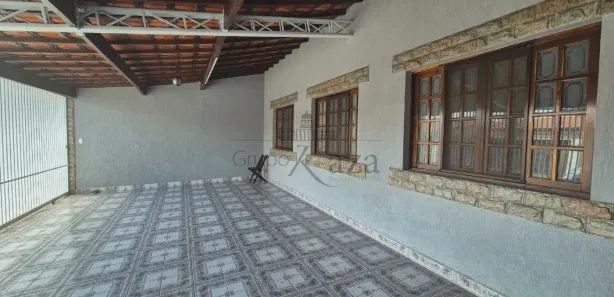 Casa com 4 Quartos para venda ou aluguel, 229m² no São João, Jacareí