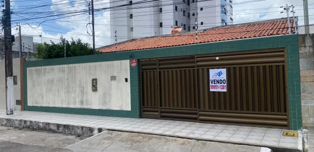 Casa com 4 Quartos à venda, 191m² no Grageru, Aracaju