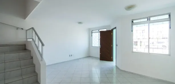 Sobrado com 3 Quartos à venda, 106m² no Jardim Alvorada, Campo Largo