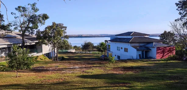 Fazenda / Sítio / Chácara com 7 Quartos à venda, 550m² no Taguatinga Centro, Brasília