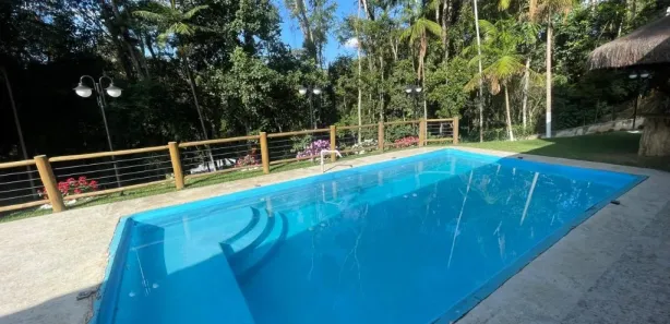 Fazenda / Sítio / Chácara com 3 Quartos à venda, 112m² no Jardim das Cerejeiras, Arujá