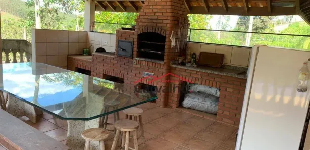 Fazenda / Sítio / Chácara com 4 Quartos à venda, 336m² no Funiu, Igaratá