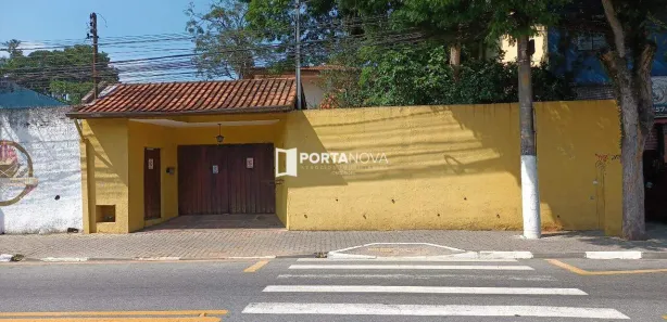 Casa Comercial com 3 Quartos para alugar, 433m² no Chácaras Ana Lúcia, Embu das Artes