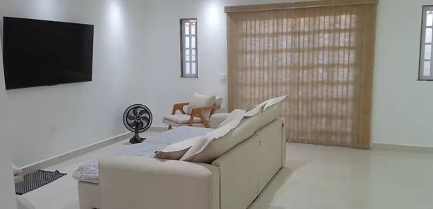 Sobrado com 4 Quartos à venda, 340m² no Valverde, Nova Iguaçu