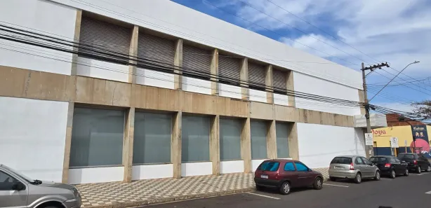 Prédio Inteiro para venda ou aluguel, 1450m² no Centro, Bauru
