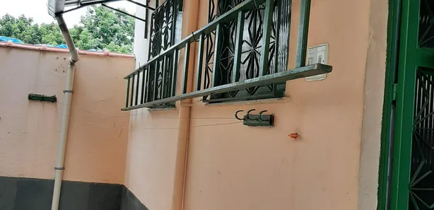 Casa de Vila com 1 Quarto para alugar, 40m² no Cabuis, Nilópolis