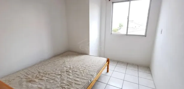 Apartamento com 3 Quartos para alugar, 75m² no Gravatá, Navegantes