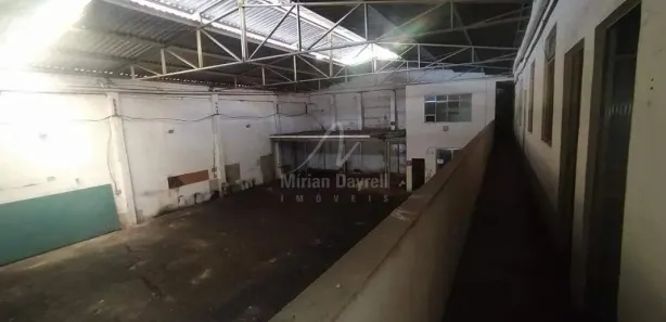 Galpão / Depósito / Armazém à venda, 600m² no Serra Dourada (Parque Durval de Barros), Ibirité