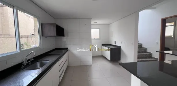 Casa de Condomínio com 3 Quartos para alugar, 134m² no Nova Gardênia, Atibaia