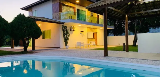 Casa de Condomínio com 4 Quartos para alugar, 880m² no Busca Vida (Abrantes), Camaçari