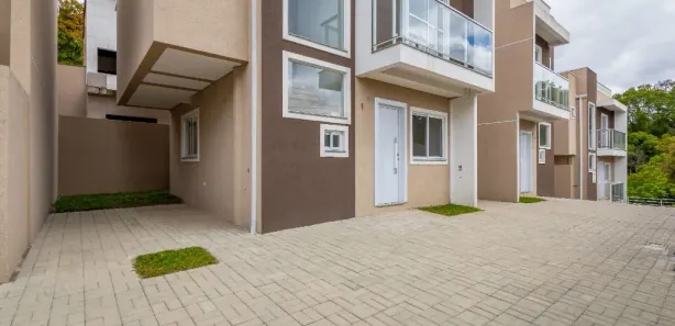 Casa de Condomínio com 3 Quartos à venda, 83m² no São João, Curitiba