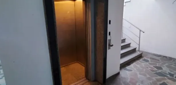 Prédio Inteiro para alugar, 850m² no Jardim Vinte e Cinco de Agosto, Duque de Caxias
