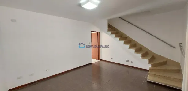 Sobrado com 2 Quartos para alugar, 124m² no Saúde, São Paulo