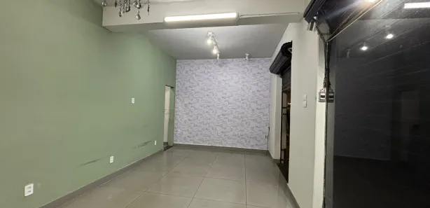 Loja / Salão / Ponto Comercial à venda, 50m² no Centro, Conselheiro Lafaiete