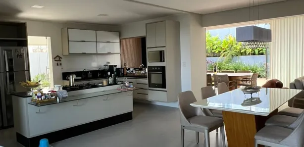 Casa de Condomínio com 5 Quartos para venda ou aluguel, 340m² no Alphaville (Abrantes), Camaçari