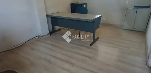 Galpão / Depósito / Armazém para venda ou aluguel, 900m² no Jardim São Marcos, Campinas