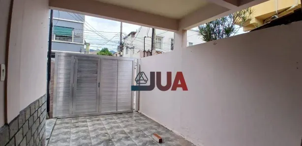 Casa com 2 Quartos para alugar, 84m² no Centro, Nova Iguaçu