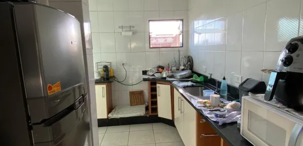 Loja / Salão / Ponto Comercial com 3 Quartos à venda, 180m² no Parque Turf Club, Campos dos Goytacazes