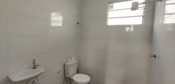 Galpão / Depósito / Armazém para alugar, 872m² no Jardim Meudon, Teresópolis