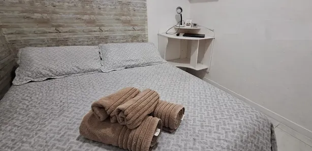 Kitnet com 1 Quarto para alugar, 35m² no Vila Santa Rosa, Guarujá