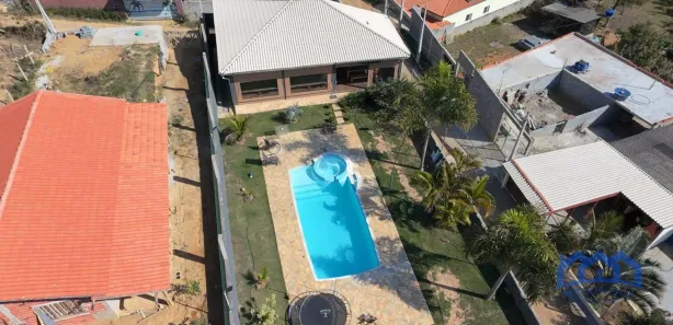 Fazenda / Sítio / Chácara com 4 Quartos à venda, 1000m² no , Mairinque