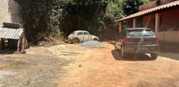 Fazenda / Sítio / Chácara com 4 Quartos à venda, 120m² no Jardim de Alá (Justinópolis), Ribeirão das Neves