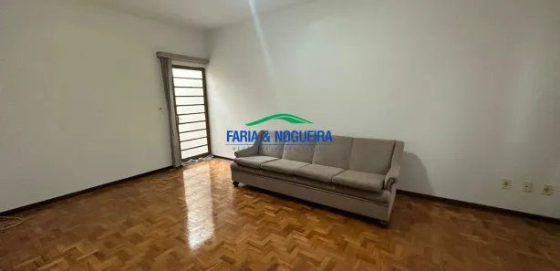 Casa com 3 Quartos para alugar, 179m² no Zona Central, Rio Claro