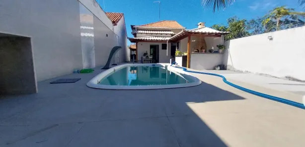 Casa com 2 Quartos à venda, 82m² no Parque Hotel, Araruama