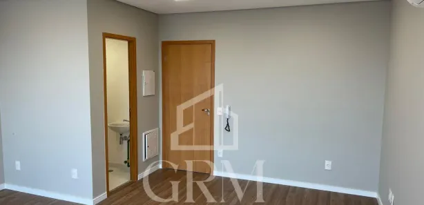 Conjunto Comercial / Sala para alugar, 33m² no Lapa, São Paulo