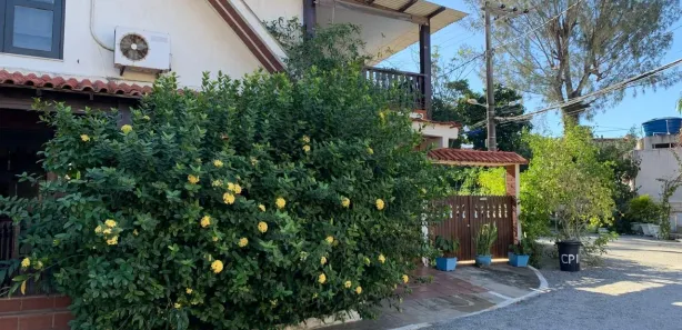 Casa de Condomínio com 6 Quartos para alugar, 100m² no Centro, Araruama