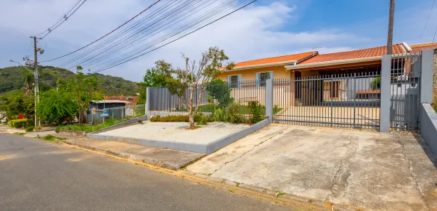 Casa com 4 Quartos à venda, 169m² no Botiatuba, Almirante Tamandaré