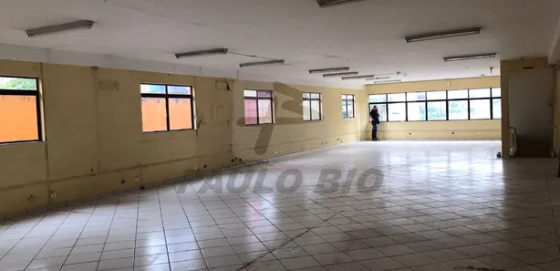 Prédio Inteiro para alugar, 667m² no Vila Guarani, Mauá