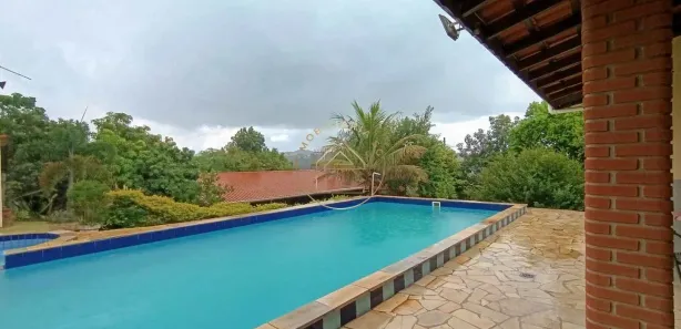 Fazenda / Sítio / Chácara com 3 Quartos à venda, 1077m² no , Mairinque